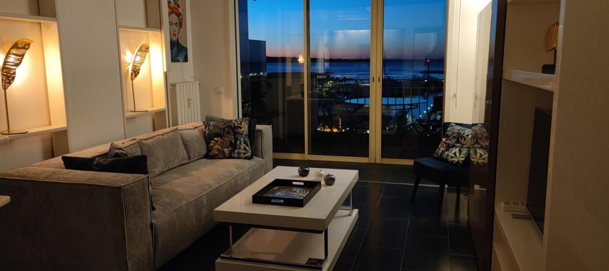 O Festival Palace, Terrace With Panoramic Sea View Кан Екстериор снимка